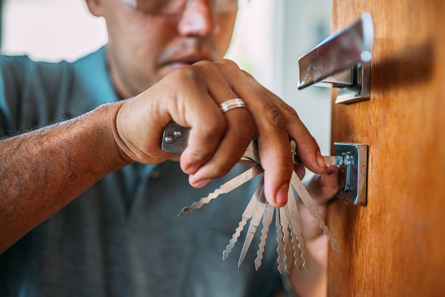 Residential Locksmith in Indianapolis: 7 Signs It’s Time to Rekey Your Home